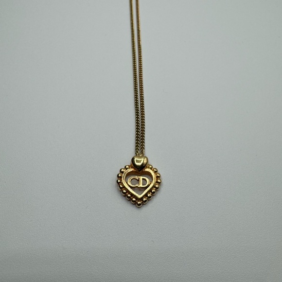 Christian Dior Heart Pendent Necklace - Picture 6 of 12